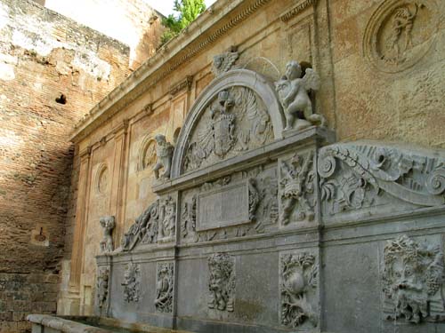 fountain at alhambra #C3B0B