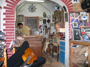 Diaz's shop